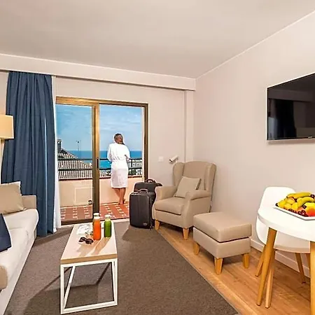 Aparthotel Guitart 3*
