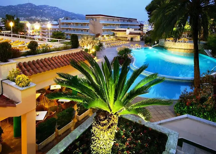 Apart Otel Guitart 3*