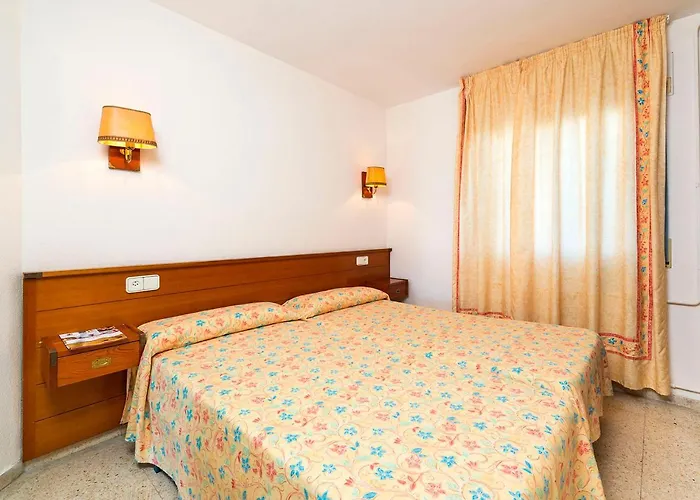 Guitart Apart Otel